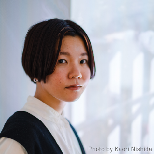 鹿島 理佳子